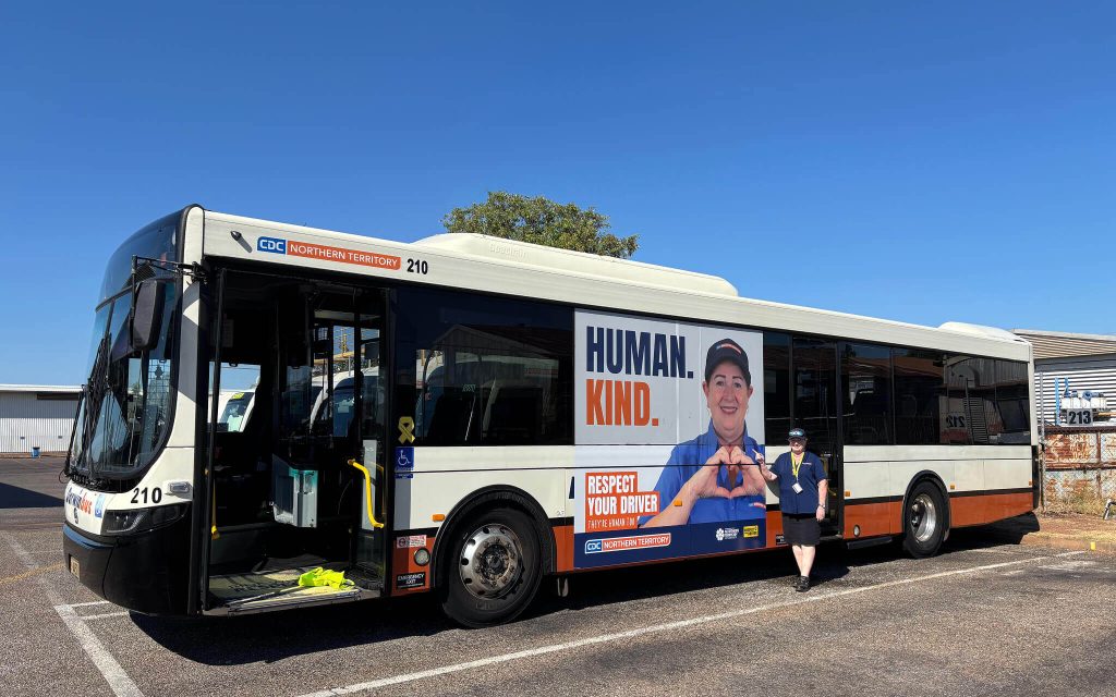 Bus Wrap Linda Pointing2026 1
